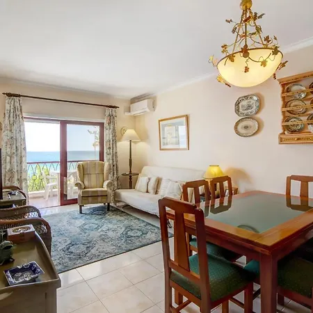 Beira Mar アルマカオ・デ・ペラ